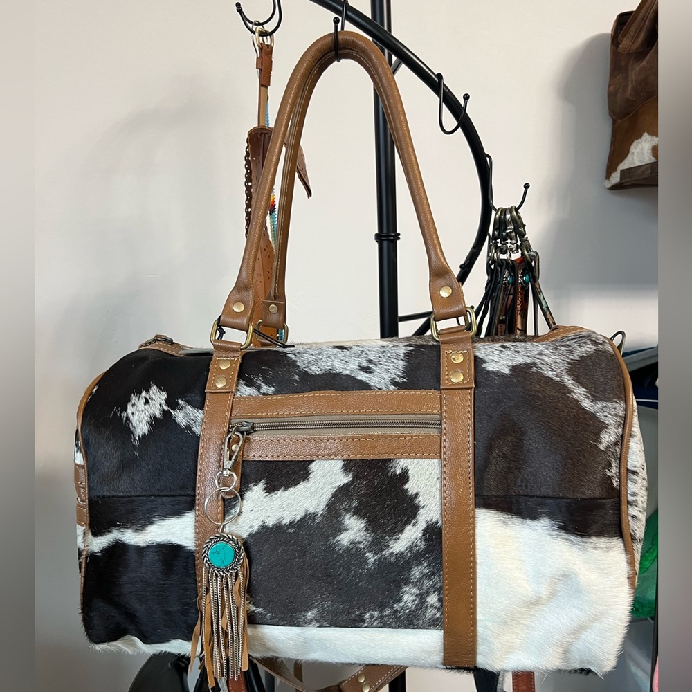 New Myra Bag Onyx Cowhide Leather Mini Small Duffel Western Travel Weekender - Picture 11 of 15